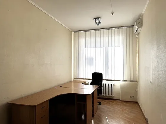 Здається Бізнес-центр / Адміністративна будівля площа 102 кв.м Київ Дніпровський , вул. Бучми 5 Київ