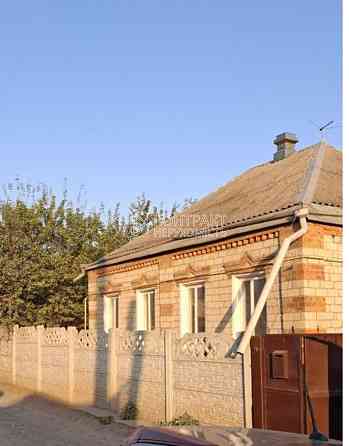 Продаж Будинок 4-кімнатний на вул. Парковська 