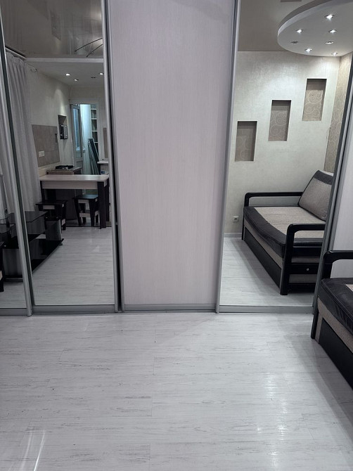 Продаж Квартира 1-кімнатна, 8/10 поверх на Лесі Українки вул., д. 3 Київ - фото 2