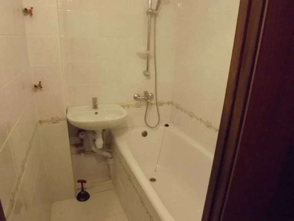 Оренда Квартира 2-кімнатна, 1/5 поверх на пл. Дарницкая, 1а Київ - фото 4