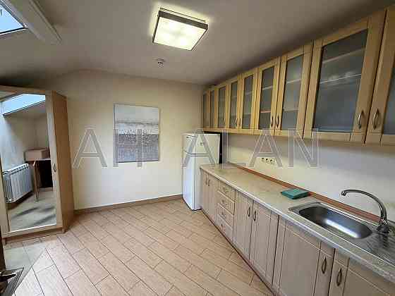 Оренда офісне приміщення на Ігорівська вул., 1/8 приміщень - 3, поверх - 3/3 Kiev