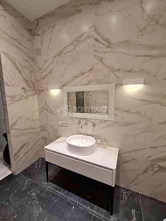 Оренда Квартира 4-кімнатна, 20/20 поверх на вул. Науки Харків