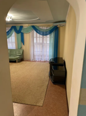 Продаж Квартира 3-кімнатна на ул. Академика Королева, 48/1 Odessa