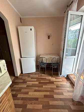 Оренда Квартира 1-кімнатна, 3/9 поверх на Прирічна, 17-В Київ