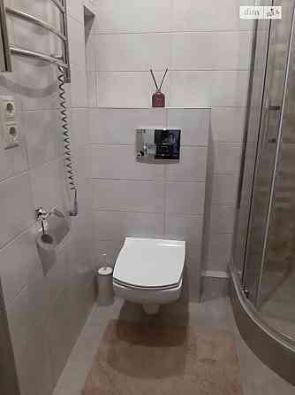 Оренда Квартира 1-кімнатна, 3/14 поверх на проспект Соборності, 17 Kiev