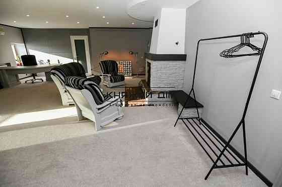 Оренда офісне приміщення на Клиническая ул. поверх - 12/24 Київ