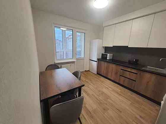 Оренда Квартира 1-кімнатна, 21/25 поверх на ул. Бориса Гмыри Київ