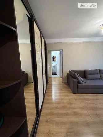 Оренда Квартира 2-кімнатна, 4/5 поверх на пр. Соборности Київ