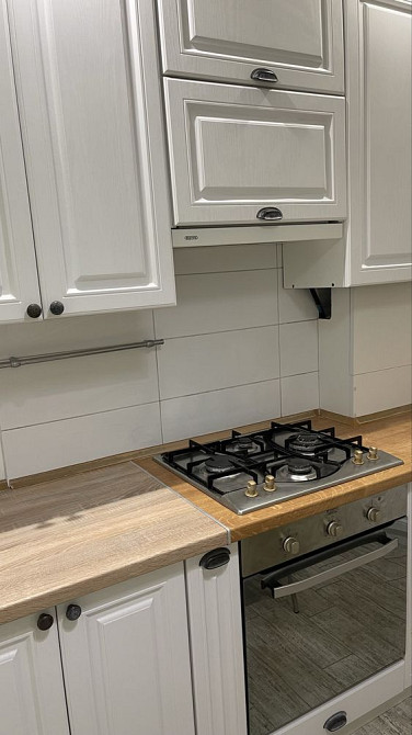 Продаж Квартира 1-кімнатна, 2/8 поверх на Дмитра Луценка вул., д. 12 Київ - фото 2