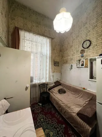 Продаж 2к Квартира 24.5 кв.м яворницкого Дніпро