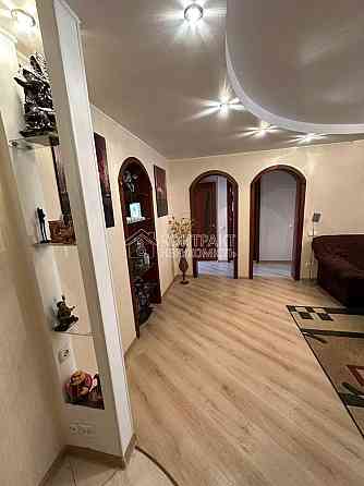 Продаж Квартира 3-кімнатна, 9/10 поверх на вул. Харківських Дивізій Харків