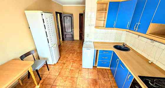 Оренда Квартира 2-кімнатна, 10/10 поверх на Урлівська, 5 Kiev