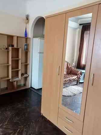 Оренда Квартира 2-кімнатна, 5/5 поверх на ул. Набережно-Крещатицкая, 35 Київ