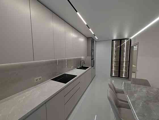 Продаж Квартира 2-кімнатна, 10/13 поверх на Бельведерська, 32Б Ивано-Франковск