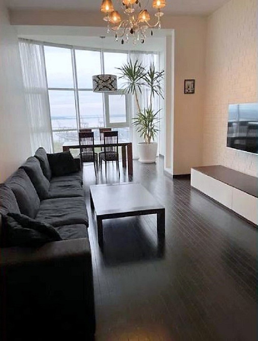 Трехкомнатная квартира с видом на море и парк Шевченко. Odessa - photo 4