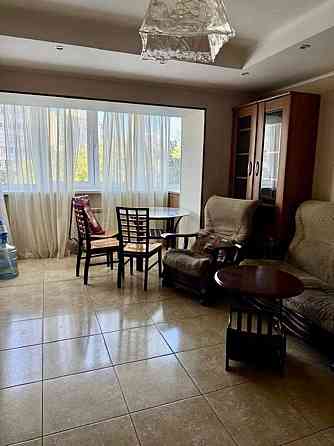 Оренда Квартира 3-кімнатна, 5/9 поверх на вул. Ентузіастів, 45/1 Київ