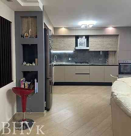 Продаж Квартира 2-кімнатна, 5/8 поверх на вул. Чумацька Ternopil'