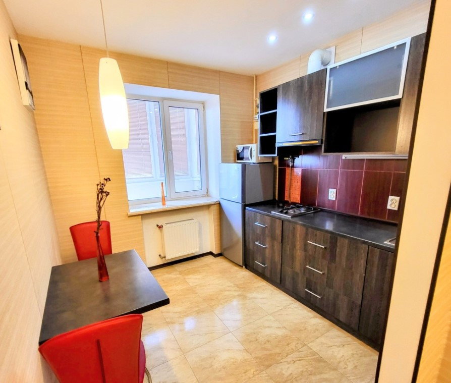 Продам 1 комнатную квартиру  в центре. Одеса - фото 1