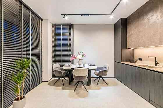 Продаж Квартира 2-кімнатна, 5/10 поверх на Андрія Верхогляда вул., д. 1-20а Киев