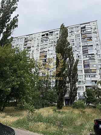 Продаж 2-кімнатної квартири в Києві на вул. Русанівська набережна Київ