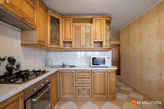 Оренда Квартира 2-кімнатна, 15/16 поверх на Князя Романа Мстиславича, 8 Киев