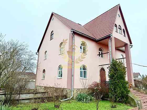 Продаж Будинок 6-кімнатний на Полевая ул., 4 