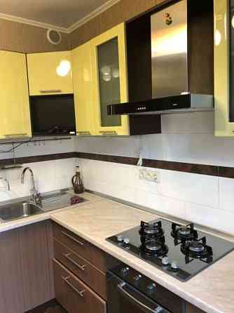 Оренда Квартира 2-кімнатна, 4/10 поверх на ул. Михаила Драгоманова, 9 Київ