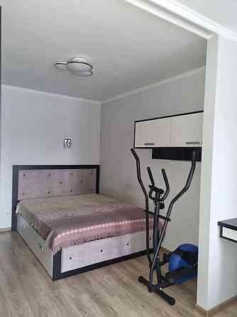 Оренда Квартира 2-кімнатна, 7/23 поверх на Академіка Глушкова, 9в Kiev