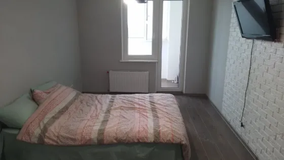 I will rent a spacious 1-room apartment on Tairova in the residential complex “Dmitrievsky 1” Odessa