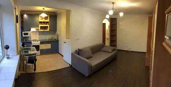 Оренда Квартира 1-кімнатна, 4/9 поверх на Бакинська, 37а Київ