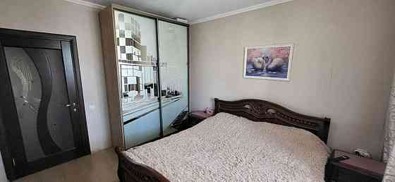 Продаж Квартира 2-кімнатна, 16/16 поверх на Гмирі, 9А Київ