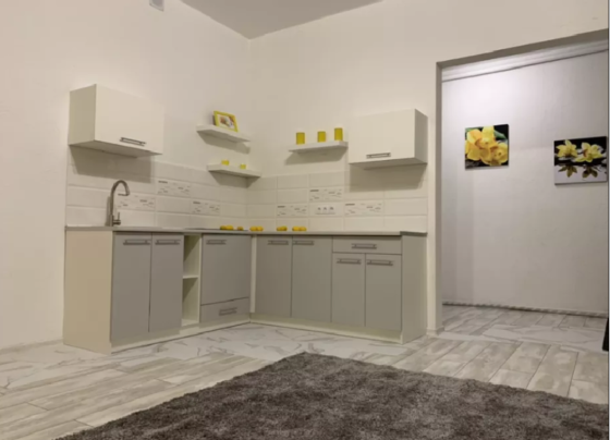 Продаж Квартира 1-кімнатна, 1/5 поверх на Базарная ул., 77 Одесса