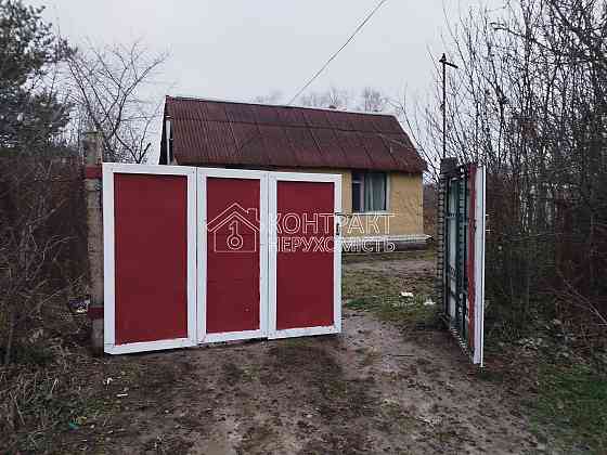 Продаж Будинок 5-кімнатний на вул. Вишнева 