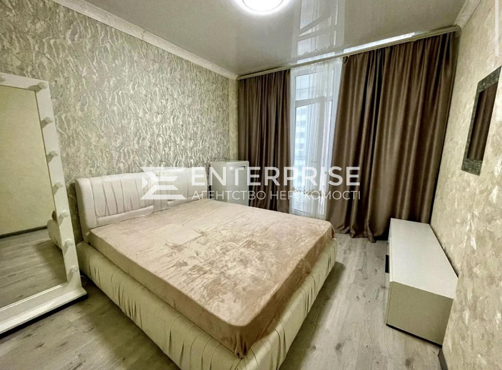 Продаж Квартира 3-кімнатна, 22/26 поверх на вул. Драгоманова Київ - фото 13