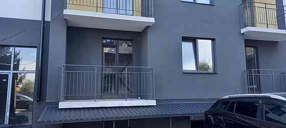 Продаж Квартира 1-кімнатна, 1/3 поверх на Комарова Vinnytsya