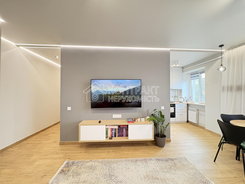 Продаж Квартира 1-кімнатна, 5/5 поверх на вул. Науки Kharkiv - photo 1