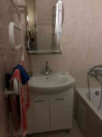 Оренда Квартира 2-кімнатна, 16/22 поверх на Харьковское шоссе Киев