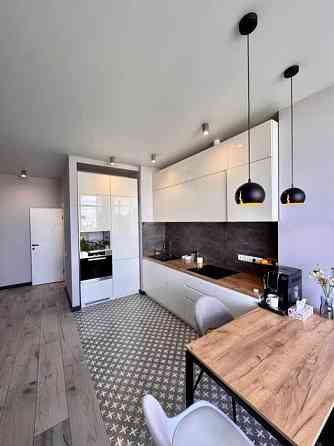 Продаж Квартира 3-кімнатна, 13/25 поверх на Шевченка Тараса вул., д. 16/18 Kiev