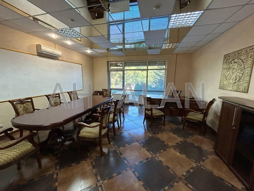 Оренда Будинок 6-кімнатний на Оболонська набережна вул., 15, корп. 4 Київ - фото 1