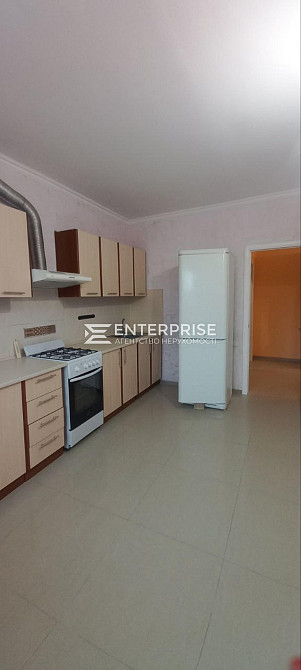 Продаж 1к Квартира 46.8 кв.м Лесі Українки вул.  - фото 1