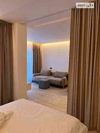 Оренда Квартира 1-кімнатна, 3/9 поверх на ул. Набережно-Рыбальская Київ