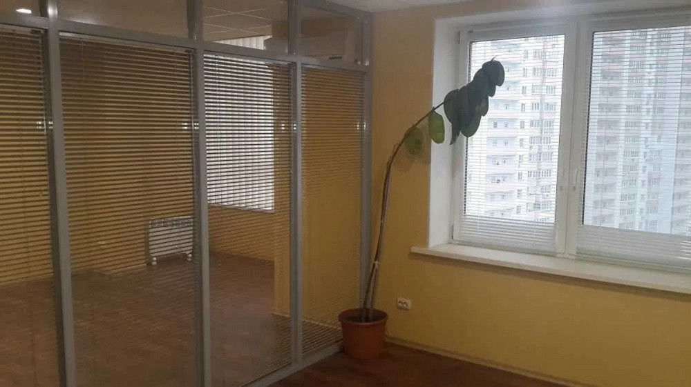 Оренда Квартира 1-кімнатна, 15/15 поверх на вул. Драгоманова, 1А Киев - изображение 5