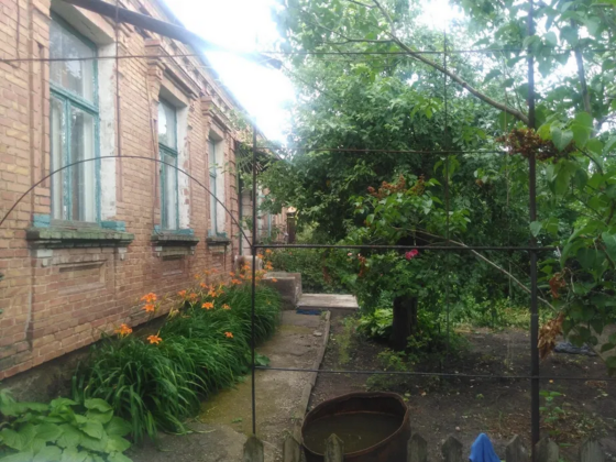 Продам добротні пів. будинку 107кв Кропивницький