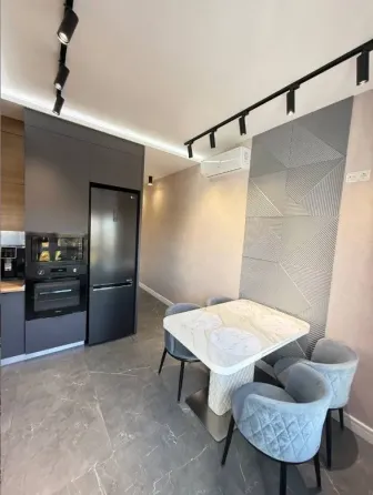 For sale 2-room Apartment 65 sq.m толбухина 135 Odessa