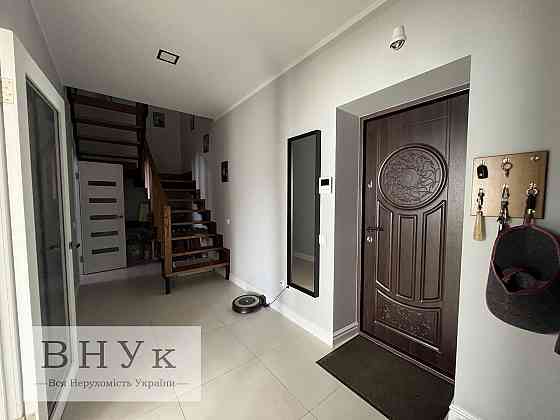 Продаж Квартира 4-кімнатна, 4/5 поверх на вул. Лисенка М. Ternopil'