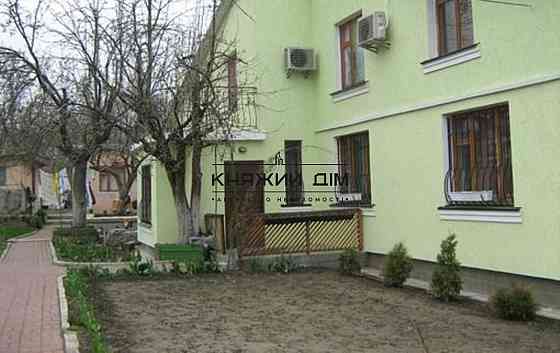 Оренда Будинок на Яблоневая ул. Kiev