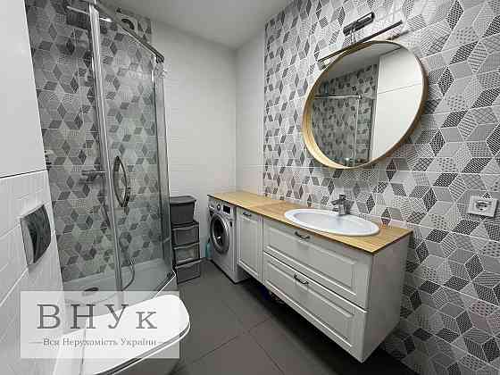 Продаж Квартира 4-кімнатна, 4/5 поверх на вул. Лисенка М. Ternopil'