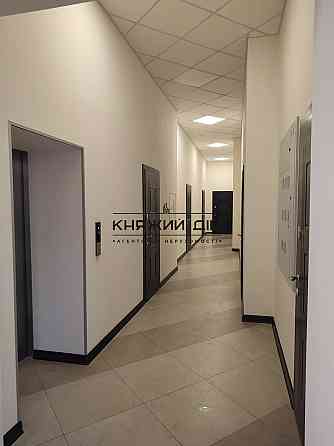 Оренда офісне приміщення на Глубочицкая ул. поверх - 3/7 Киев