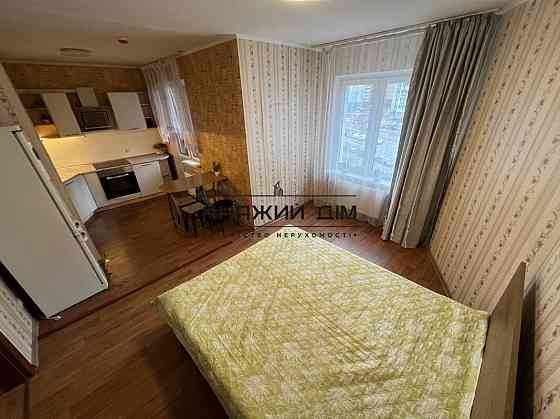 Оренда Квартира 1-кімнатна, 4/25 поверх на Софьи Русовой ул. Київ