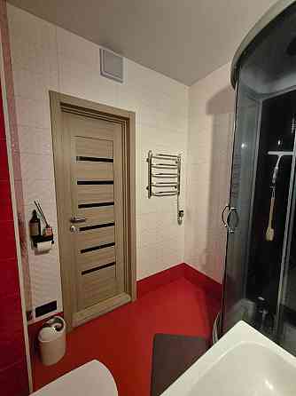 Продаж Квартира 2-кімнатна, 20/24 поверх на Академіка Глушкова просп., 9В Kiev